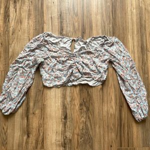 Floral Cropped Top with Long Sleeves.